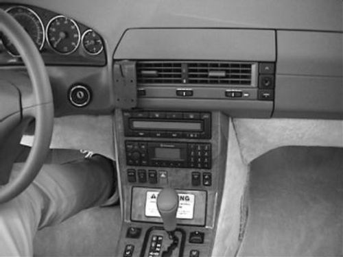 Brodit ProClip 852039 Mercedes-Benz SL 1989–2001 – senter dashbordmontering