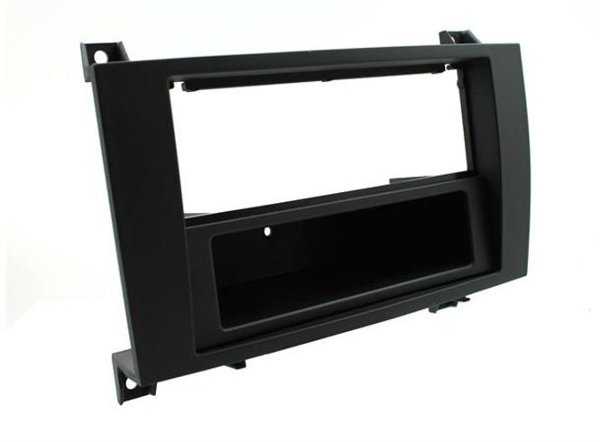 Hovedbilde Connects2 monteringsramme 1-DIN MB SLK (2004 - 2010)