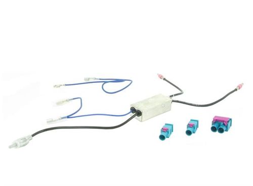 Connects2 CT27AA76 Antenneadapter (FM) 2 x Fakra til DIN universal