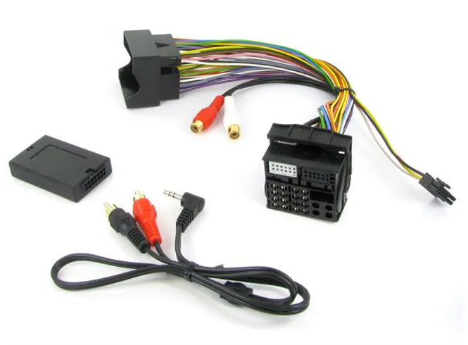 Hovedbilde Connects2 AUX interface Peugeot Citroen 2004--> m/Quadlock (R