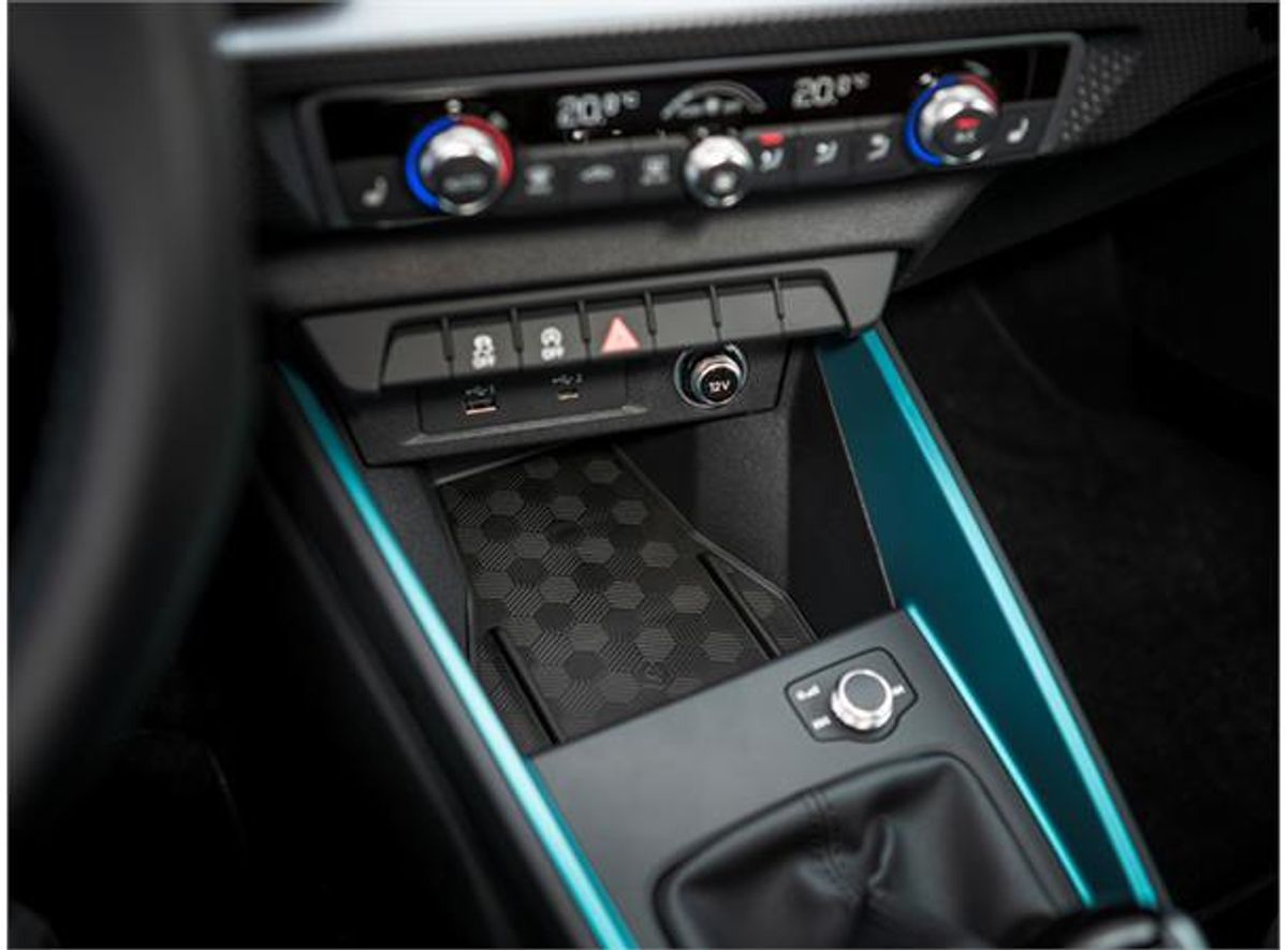 inbay 241321-53-2 Integrert Qi ladeplate 15W Audi A1 2019 →