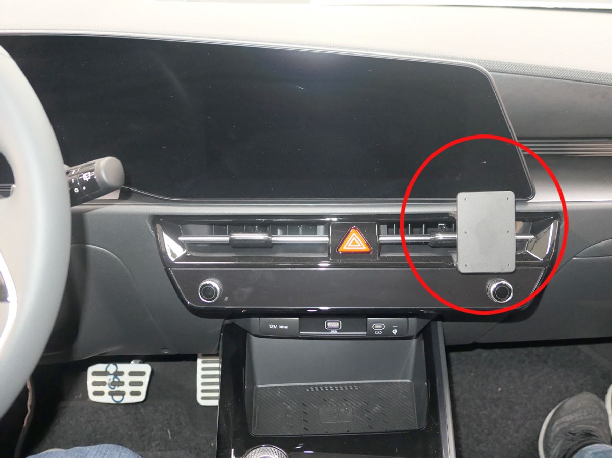 Brodit ProClip 855811 Kia Niro 2023--> Senter