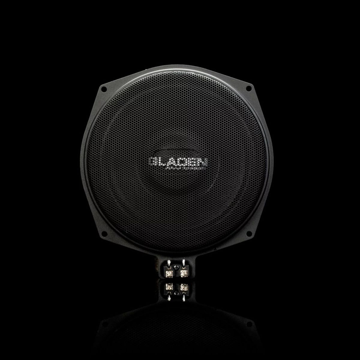 Gladen ONE 202 BMW Plug & Play 3 veis semi aktiv system