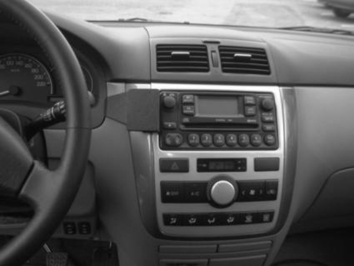 Brodit ProClip 852954 Toyota Avensis Verso 2001--> Senter