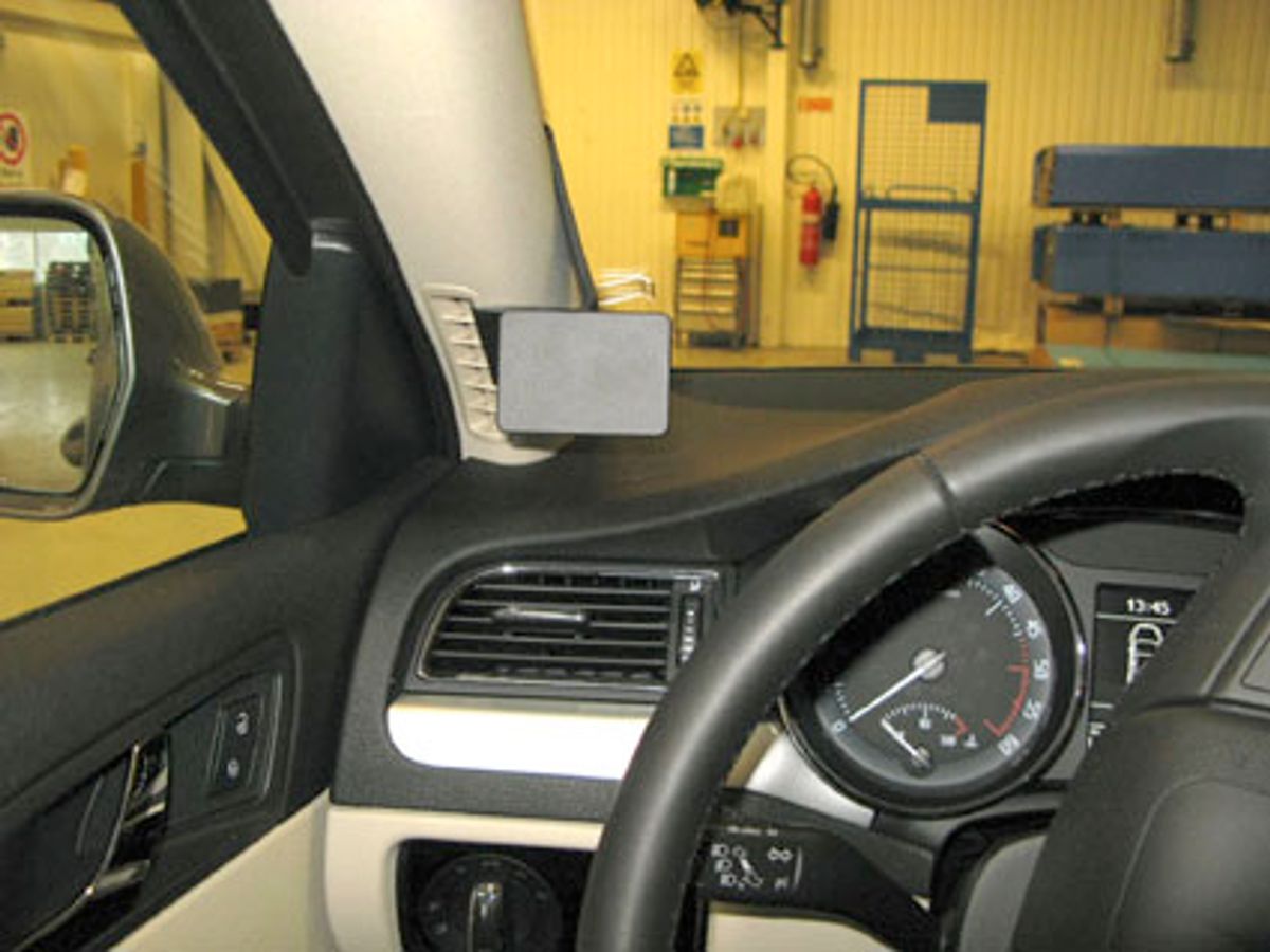 Brodit ProClip 804605 Skoda Superb 2008-2015 A-stolpe