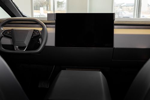 Brodit ProClip 856112 Tesla Cybertruck 2023--> Senter