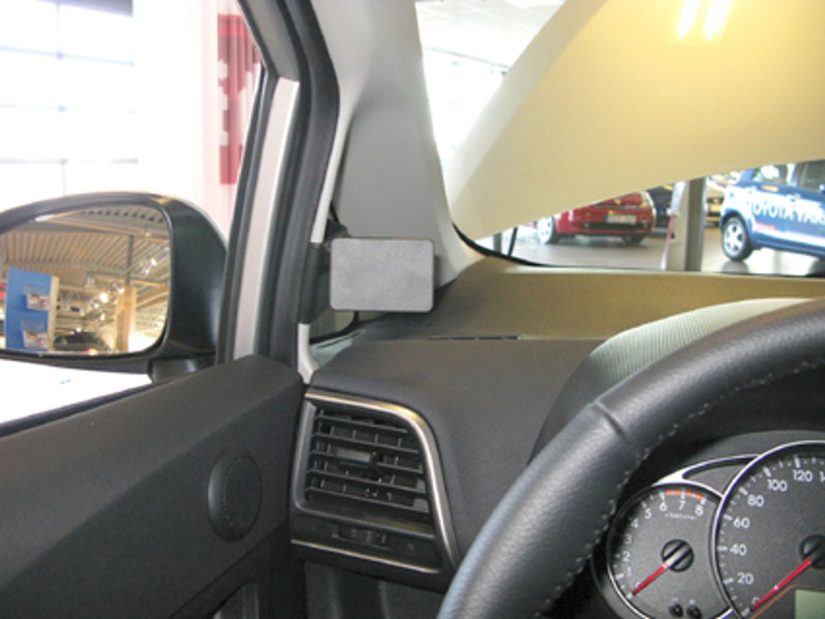 Brodit ProClip 804613 Subaru Trezia, Toyota Verso S 2011-2016 A-stolpe