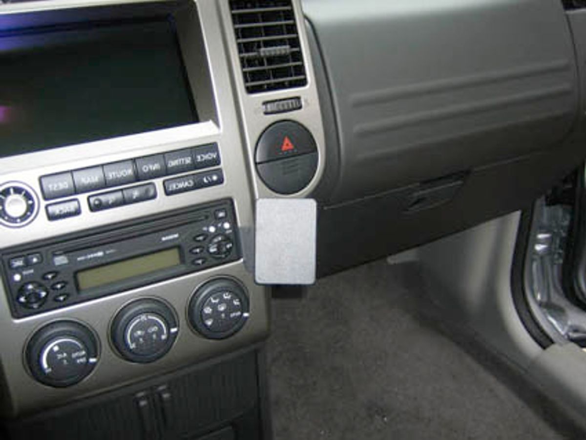 Brodit ProClip 853653 Nissan X-Trail 2005-2006 Vinklet