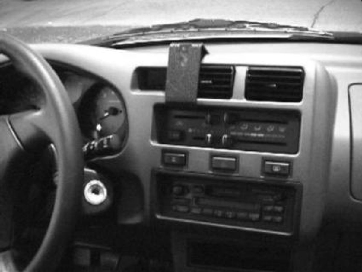 Brodit ProClip 852098 Toyota RAV 4 1994-1999 Senter
