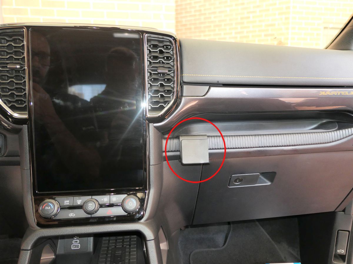 Brodit ProClip 855835 Ford Ranger 2022--> Vinklet