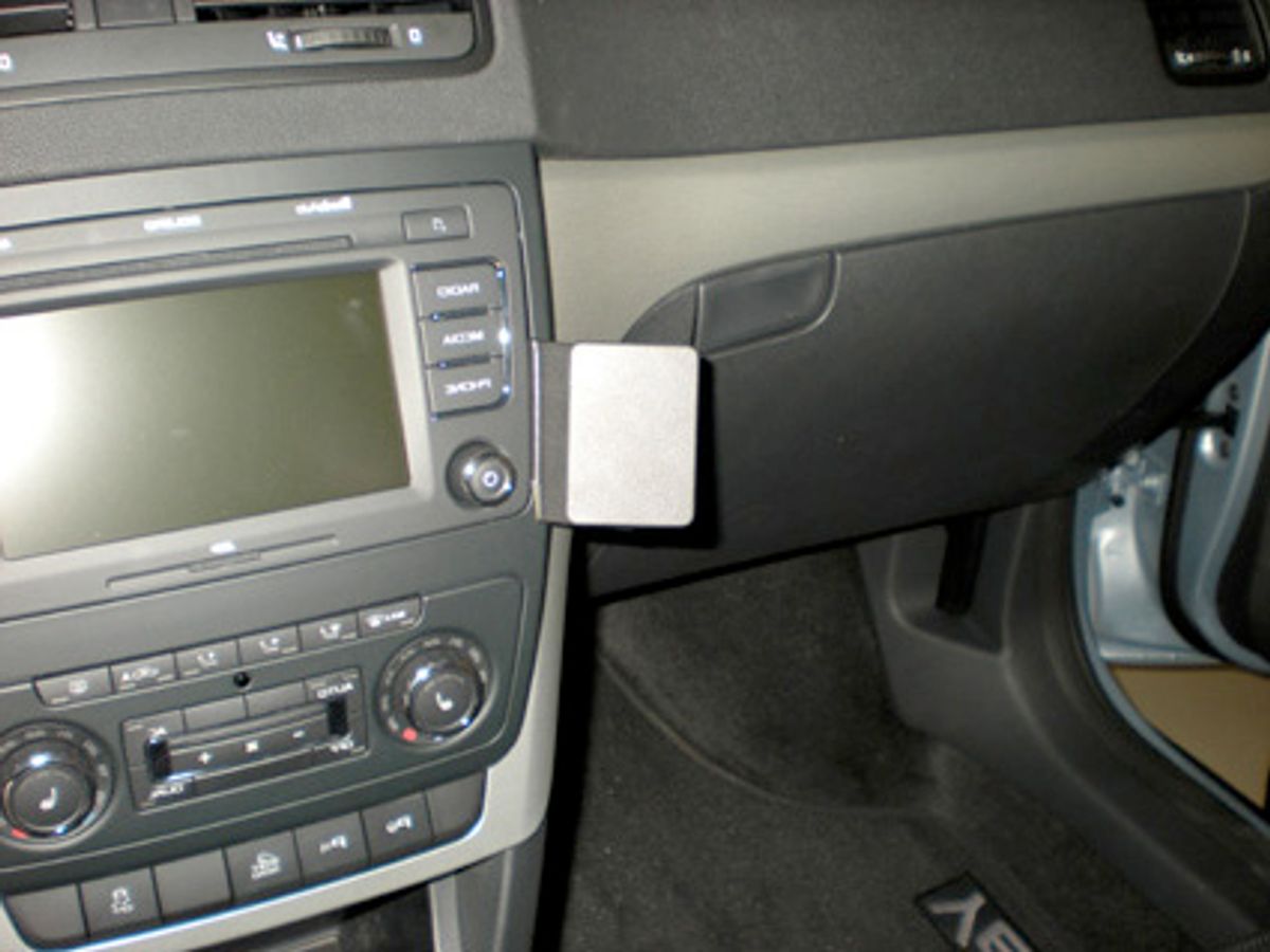 Brodit ProClip 854394 Skoda Yeti 2009-2017 Vinklet