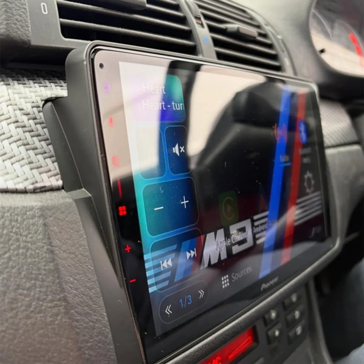 Pioneer PFBM1007 Perfect Fit 9” Multimedia BMW 3-serie (1998–2004)