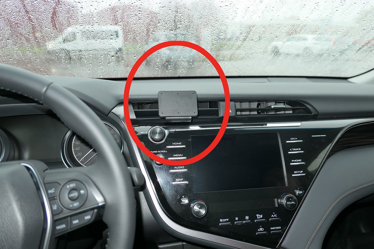 Brodit ProClip 855558 Toyota Camry 2019-2021 Senter