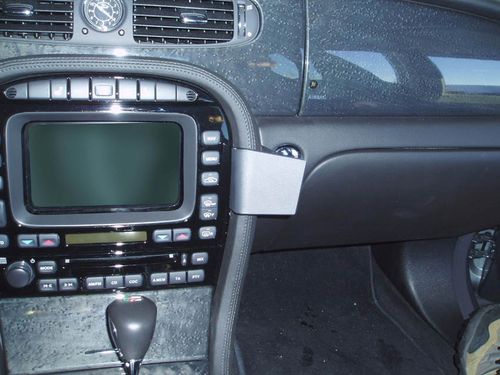 Brodit ProClip 853384 Jaguar XJ 2003-2009 Vinklet