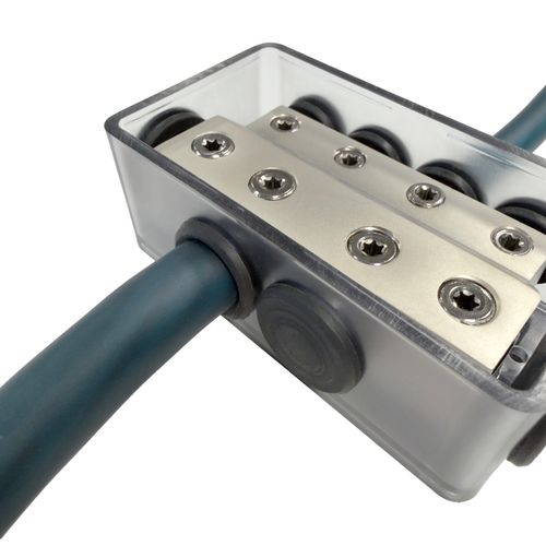 4 Connect 4-600440 Fordelingsblokk 4x50/35mm² til 4x25/20mm²