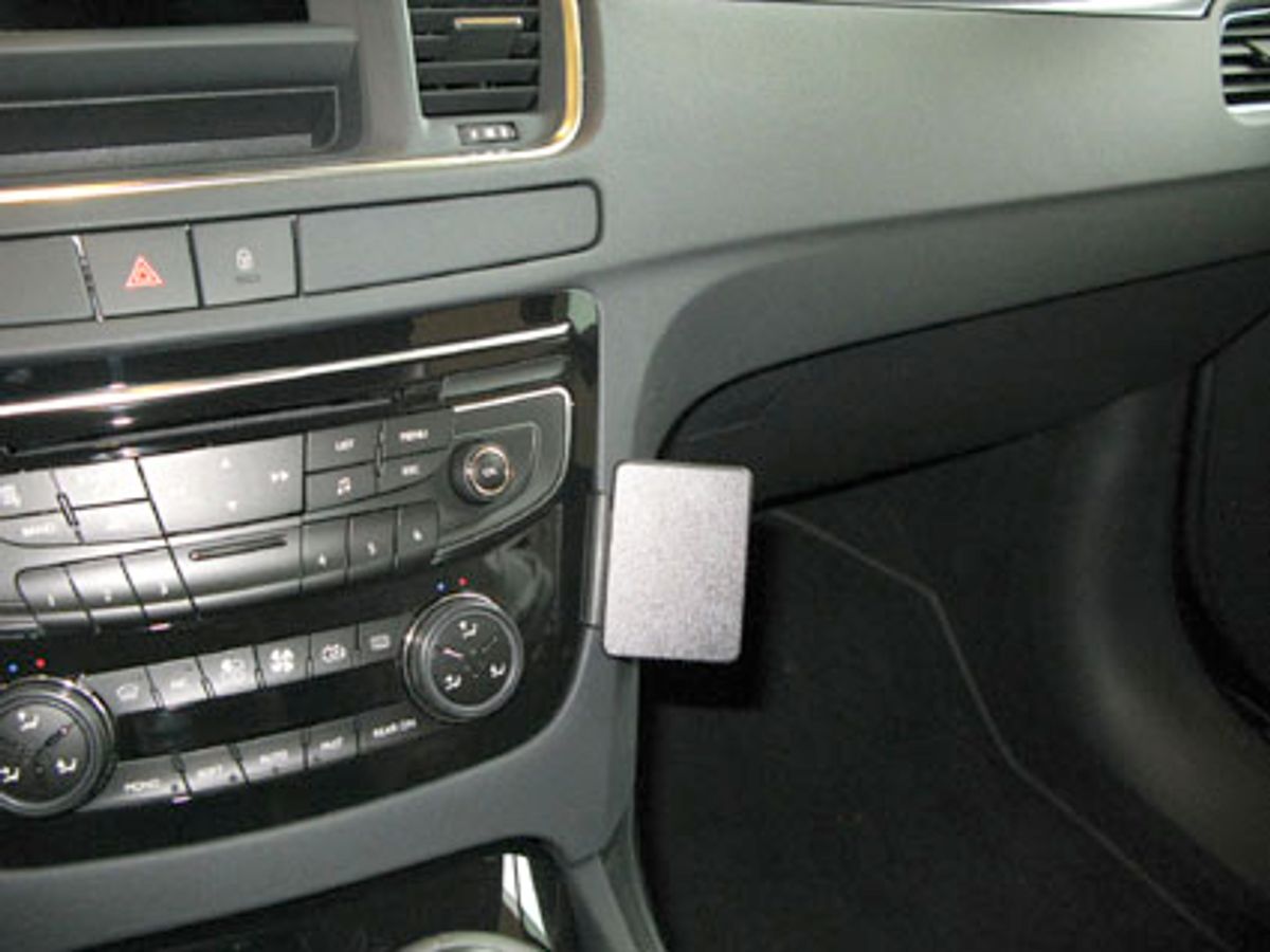 Brodit ProClip 854588 Peugeot 508 2011-2018 Vinklet