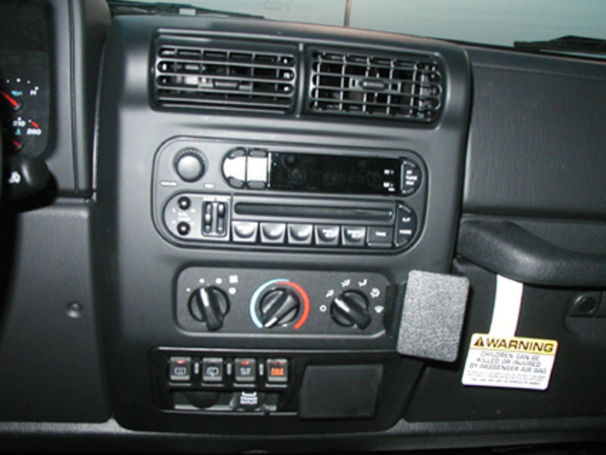 Brodit ProClip 853224 Jeep Wrangler 2003-2006 Vinklet