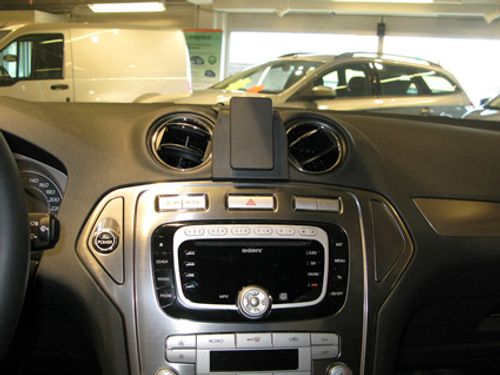 Brodit ProClip 213460 Forsterket. Ford Mondeo 2007-2014 Senter