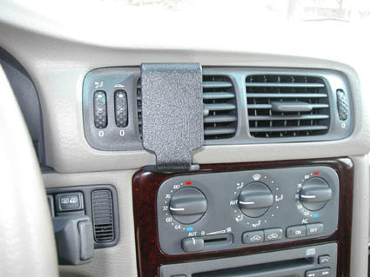 Brodit ProClip 852426 Volvo V70, S70, C70 Senter