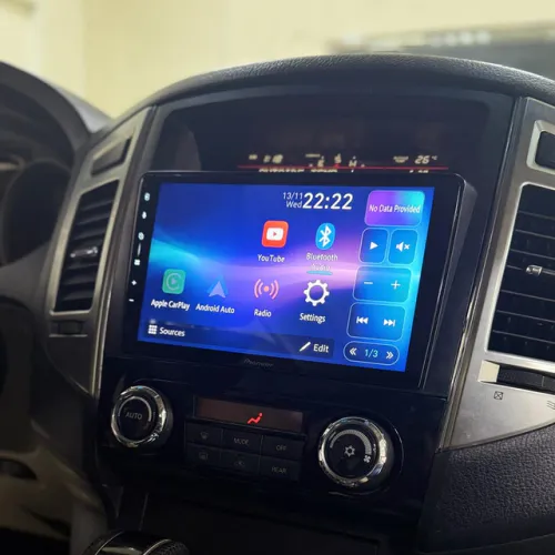 Pioneer PFMT1002 Perfect Fit spiller Mitsubishi Pajero (2015–2019) u/Rockford u/kamera