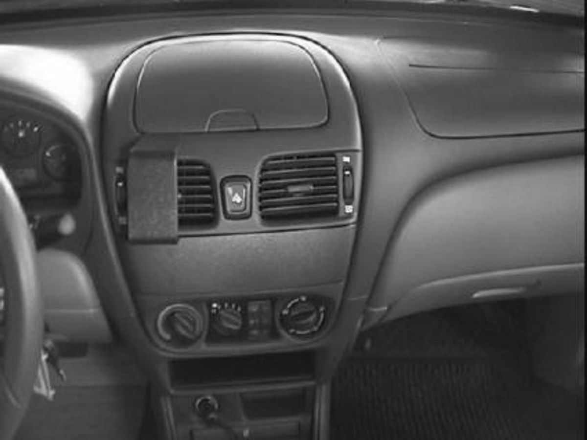 Brodit ProClip 852823 Nissan Almera 2000-2002 Senter